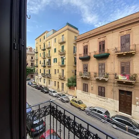 Casa Vacanze Trasselli Apartamento Palermo
